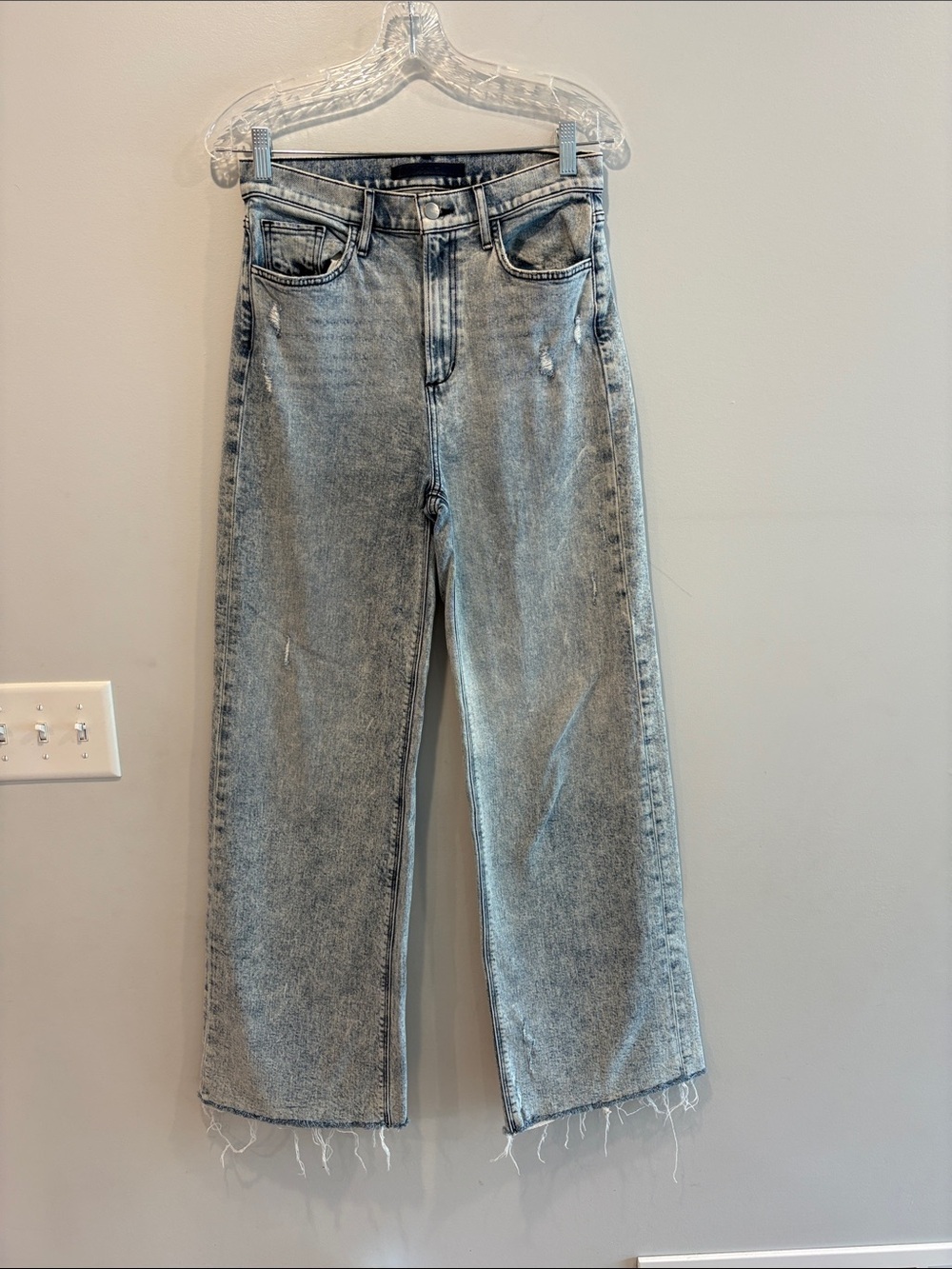 Joe's Jeans Women's Straight Leg Jeans in Light Wash Blue waist 14-14 1/2 in 31 - Picture 3 of 10